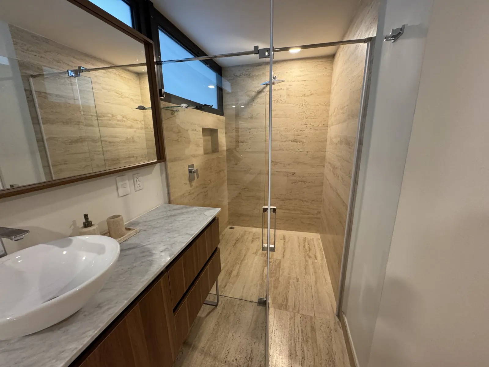 AWA Playacar II — Garden Loft B109 Baño