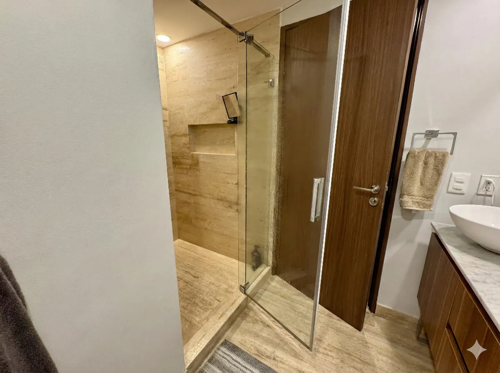 AWA Playacar II — Penthouse Esquinero Baño
