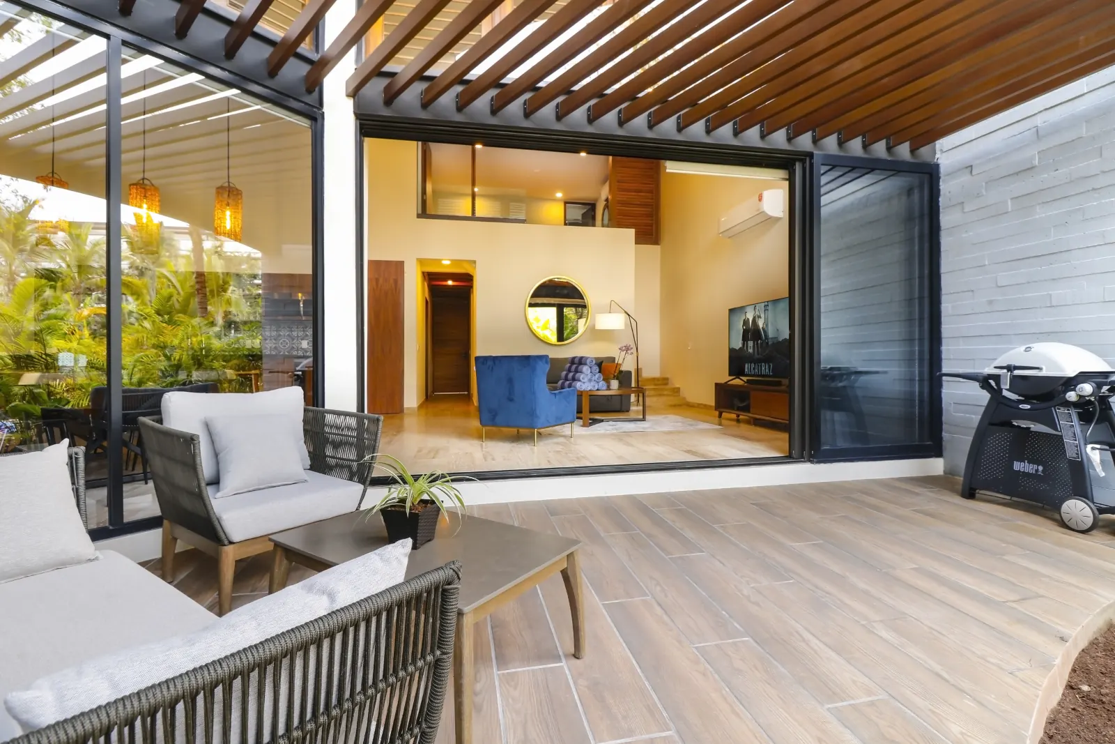 AWA Playacar II Zen Garden Condo — 4 recamaras planta baja con vista al Jardin Zen y mezzanine loft en Playacar Playa del Carmen
