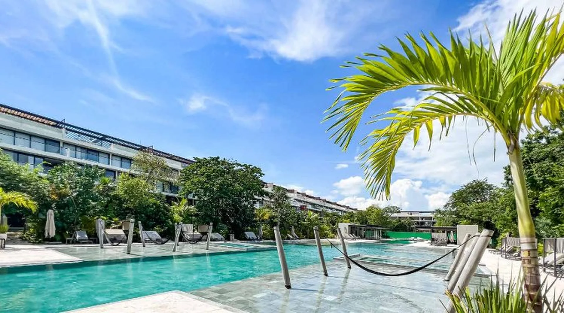 Club de Playa AWA Playacar Residences