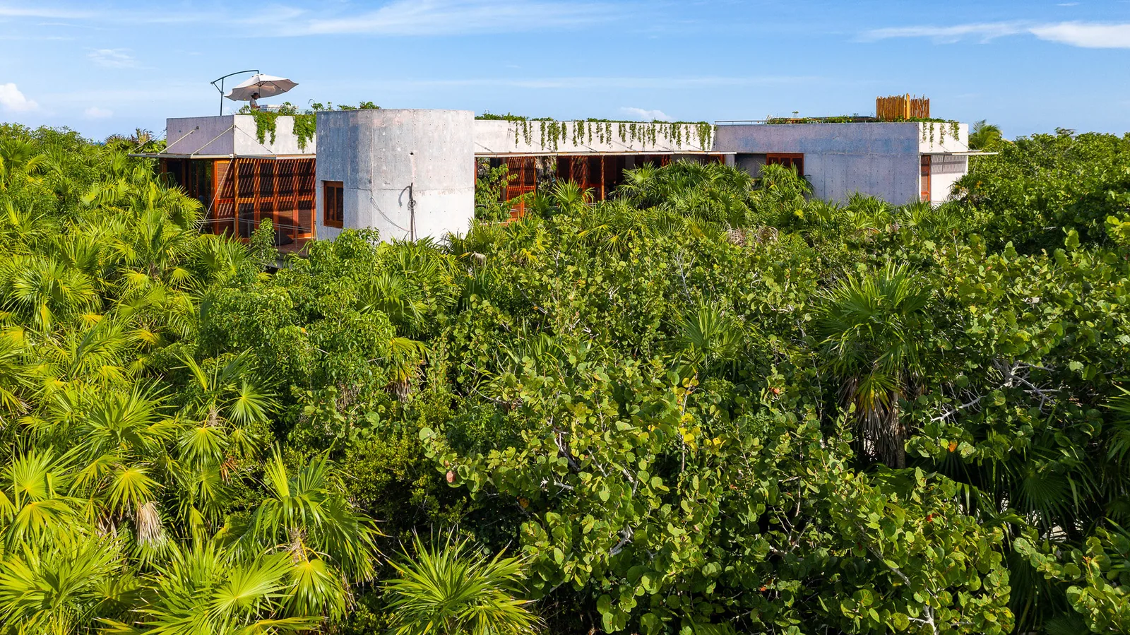 Casa Bautista — vista aérea costa, Sian Ka'an