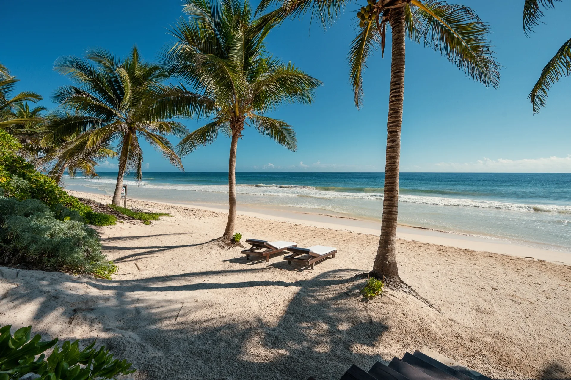 Vista aérea del desarrollo Casa Chic en Zona Hotelera de Tulum