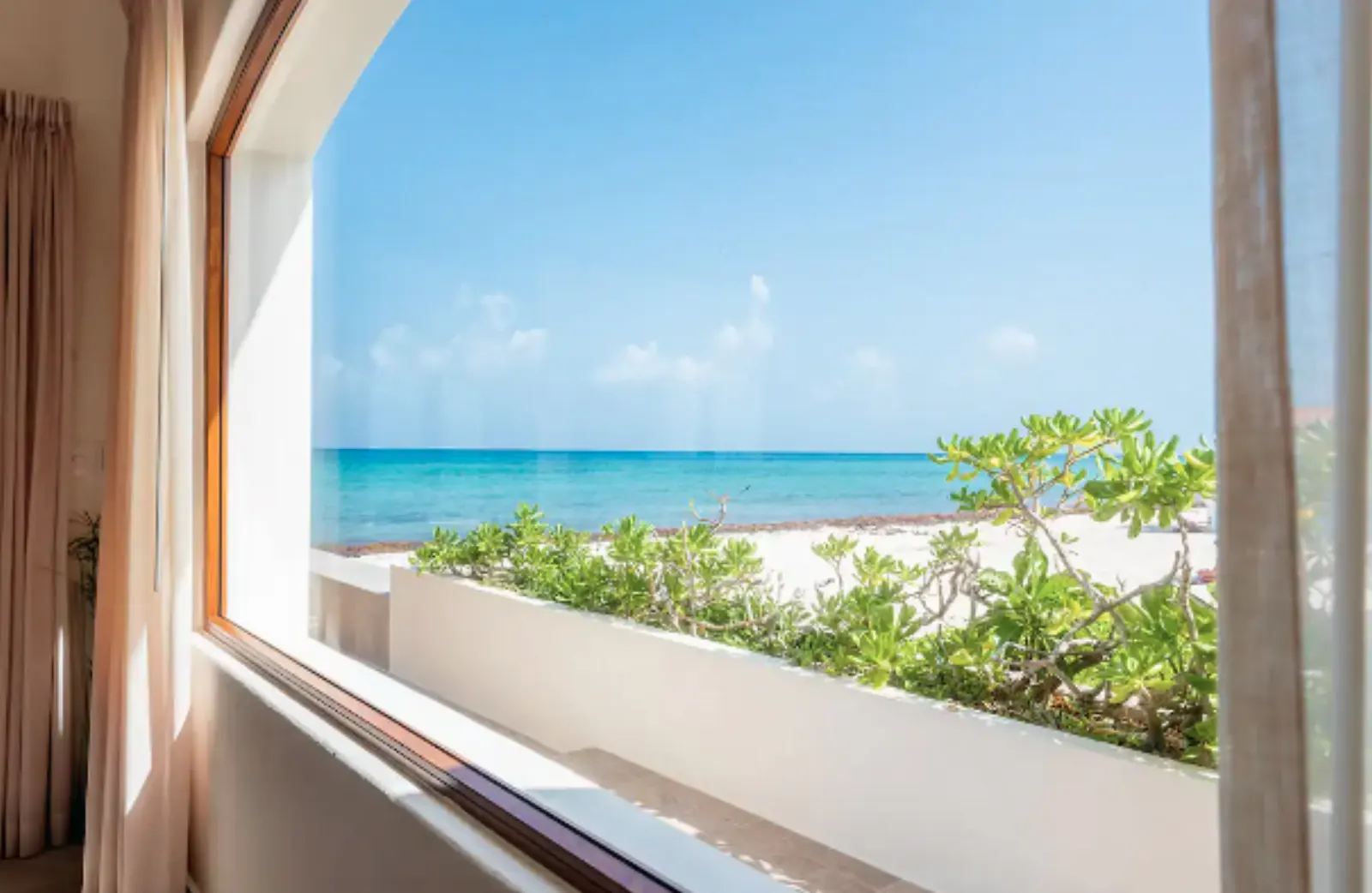 Ventana panoramica vista mar caribe - Casa Karlita