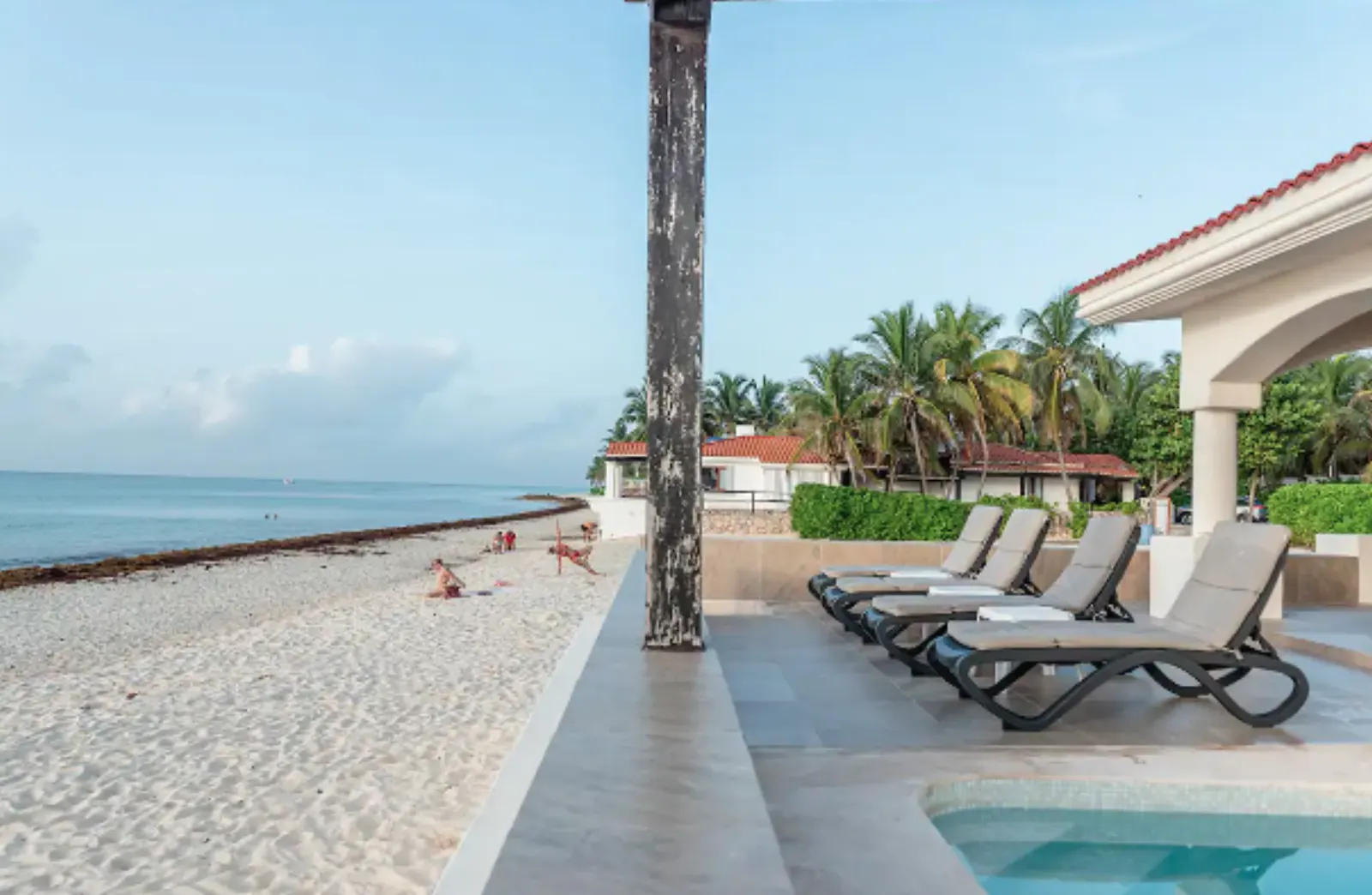 Vista mar desde terraza frente playa - Casa Karlita