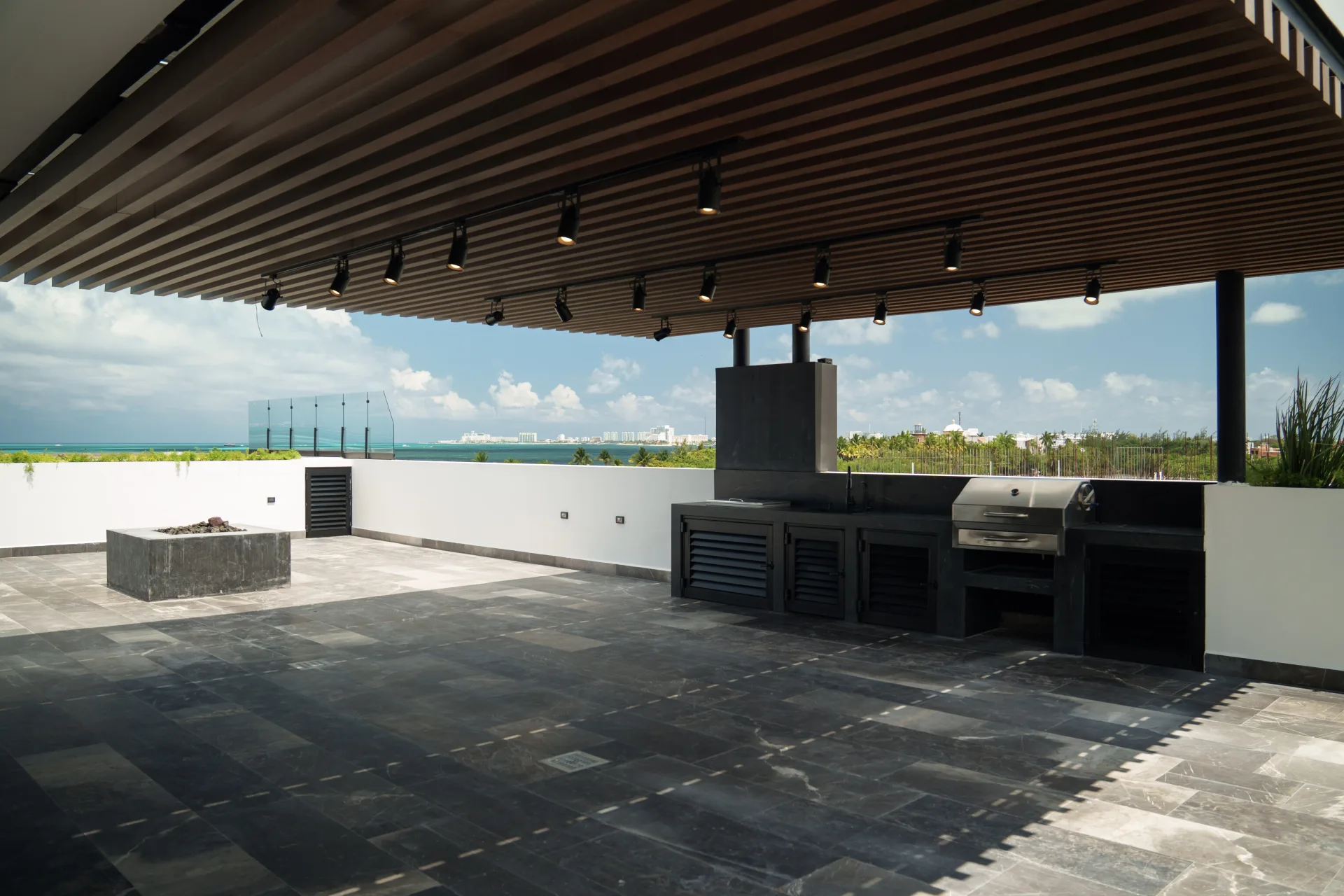 Casa Lagunas 2 — rooftop asador fogatero vista skyline puerto cancun, Puerto Cancun