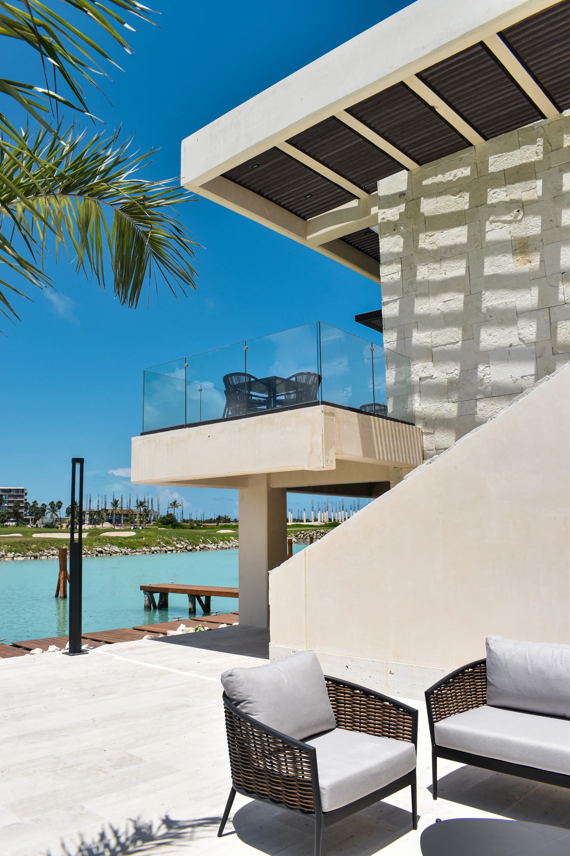 Facade and common areas - La Vela