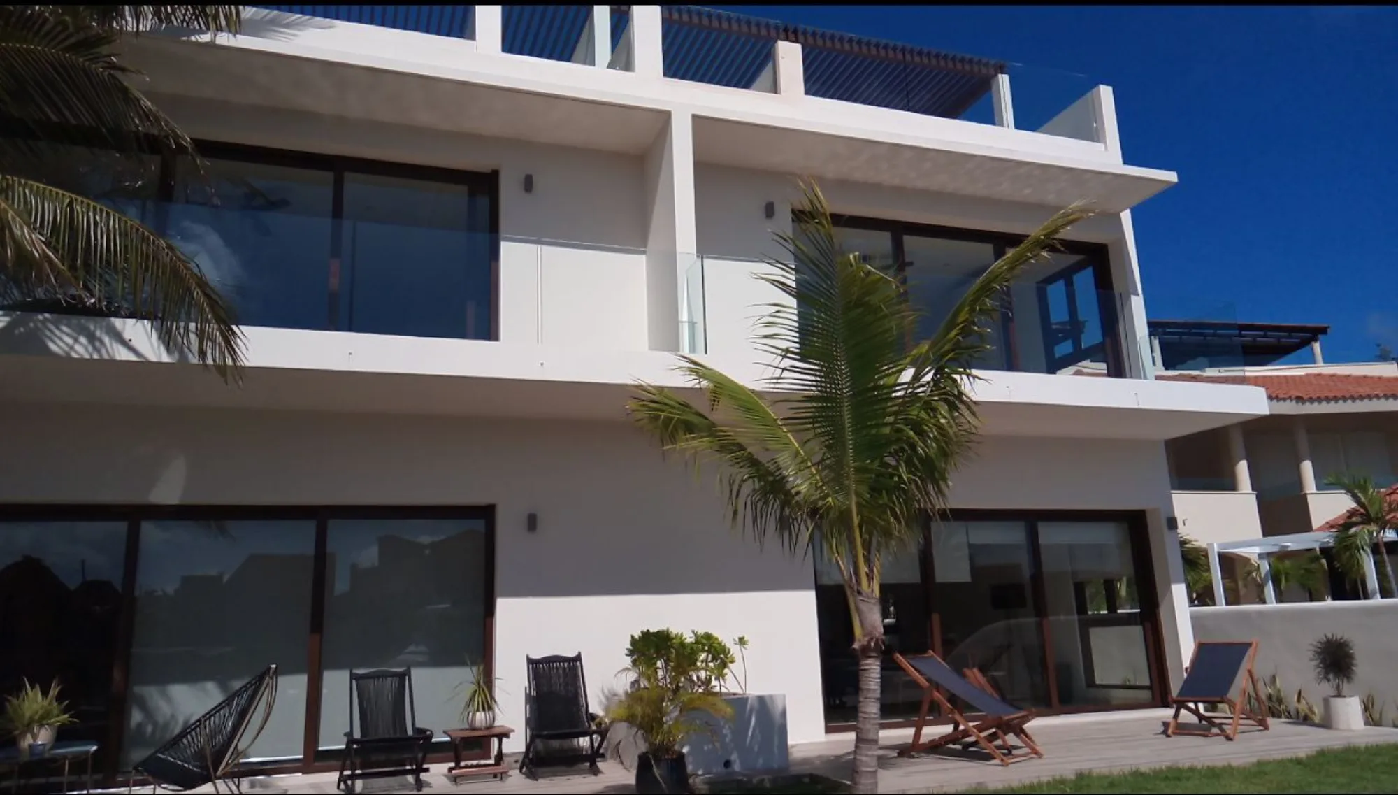 Condominio Nuscaa — nuscaa fachada alberca, Marina