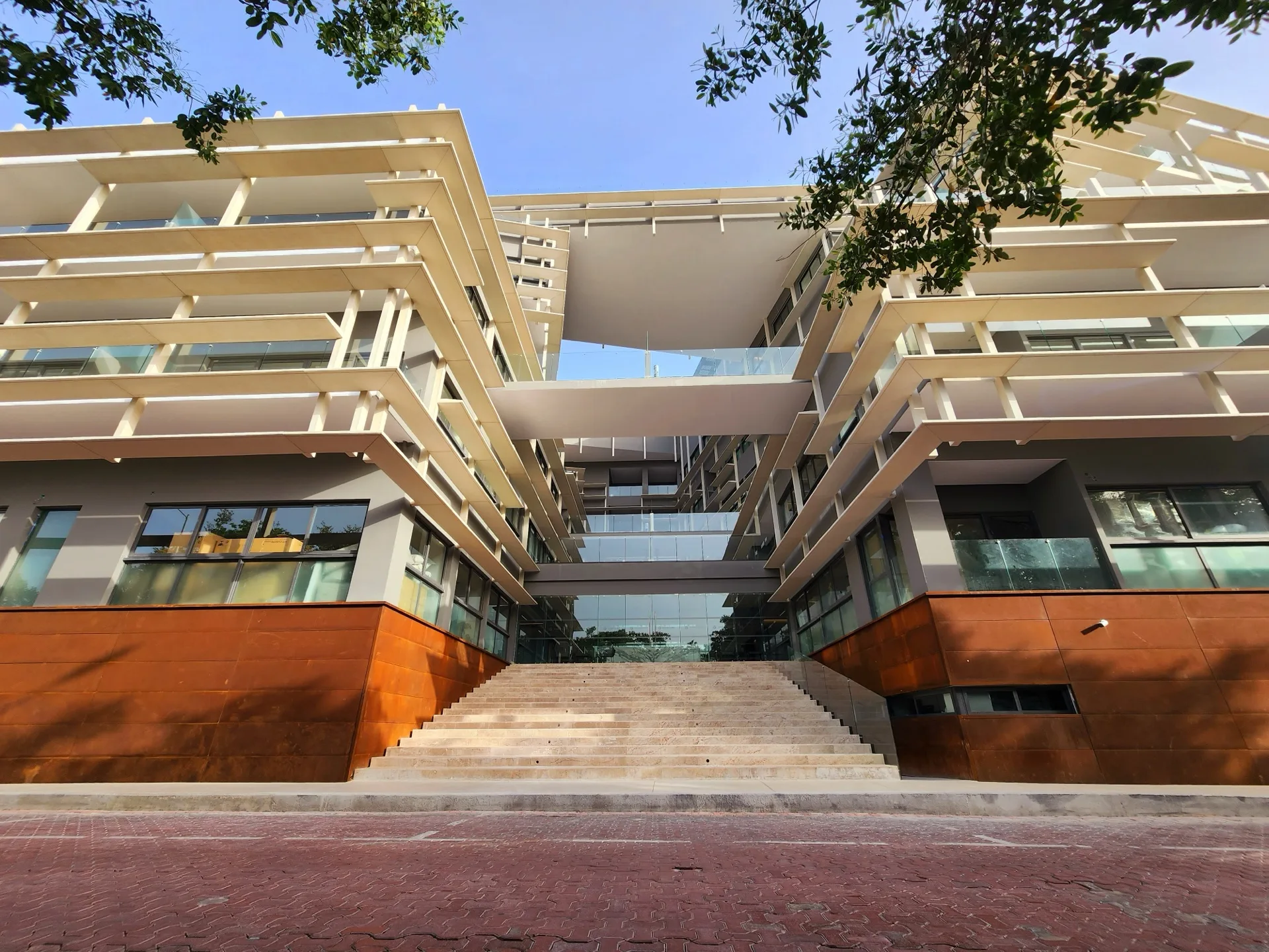 Singular Dream Residence & Hotel
